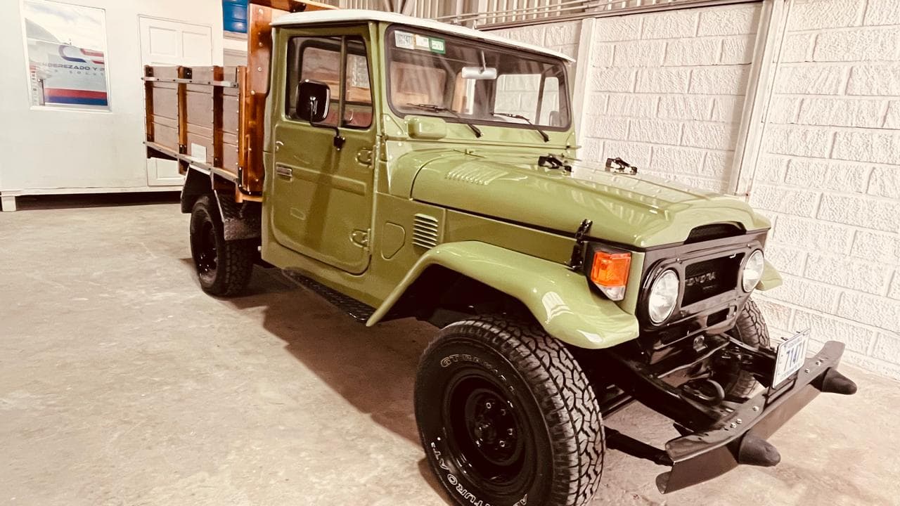 Restauración Completa de Vehículos Antiguos